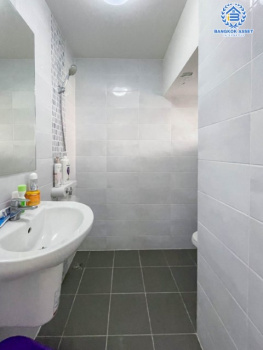 *****ทาวน์เฮ้าส์มือสองย่านนนทบุรี ม.พลีโน่ บางใหญ่ คุณภาพระดับ AP บนเนื้อที่ 18 ตร.ว. ฟังก์ชัน 3 ห้องนอน 2 ห้องน้ำ 1 ที่จอดรถ บ้านสวย หน้าบ้านไม่ชนใคร ราคาพิเศษ! ใกล้จุดขึ้นทางด่วน "ศรีรัช" และรถไฟฟ้าสายสีม่วง "สถานีคลองบางไผ่"